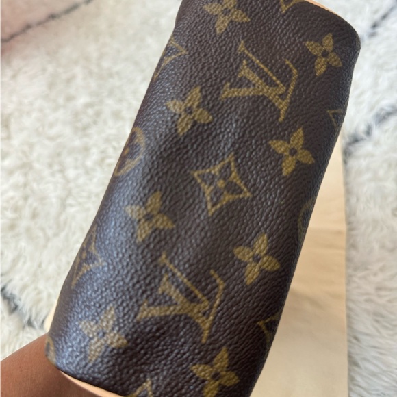 LOUIS VUITTON  Monogram Mini Sac HL Speedy - VINTAGE AND LIKE NEW. - Picture 8 of 8